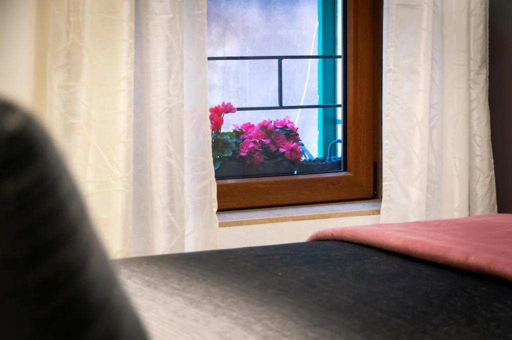 Posteľ alebo postele v izbe v ubytovaní Luxury Apartment KASTELA ANTIKA