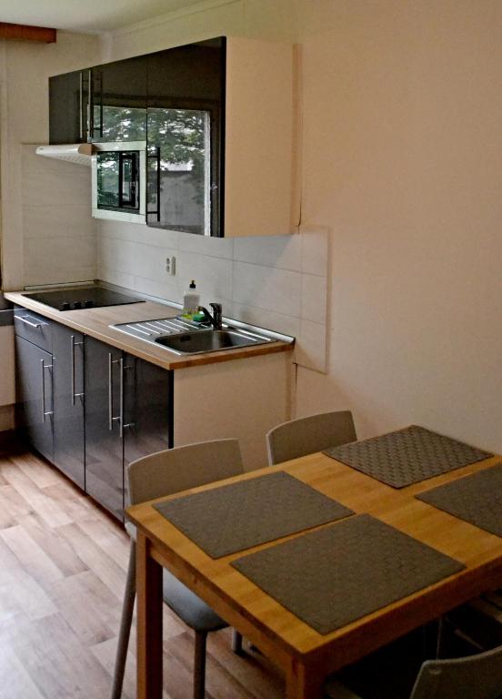 Köök või kööginurk majutusasutuses Hostel U Sv. Štěpána