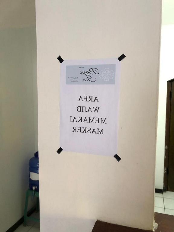 Certifikát, hodnocení, plakát nebo jiný dokument vystavený v ubytování Hotel Baru Inn Batu RedPartner