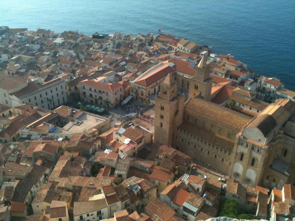 Gaia Holidays Apartments - 14