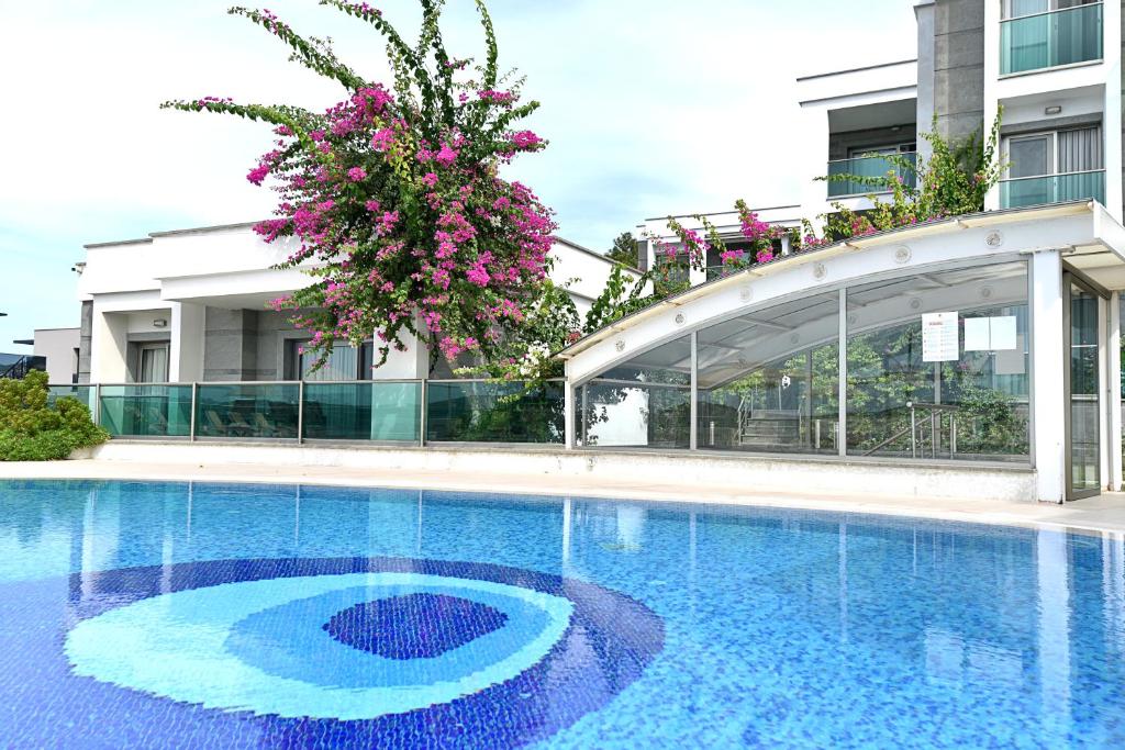 فضای داخلی Royal Palm Residence در بدروم - تصویر ۳