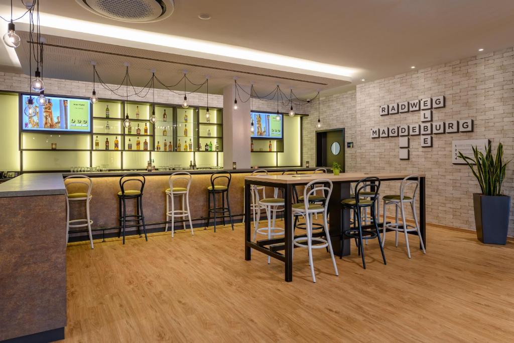 Lounge nebo bar v ubytování ibis Styles Magdeburg