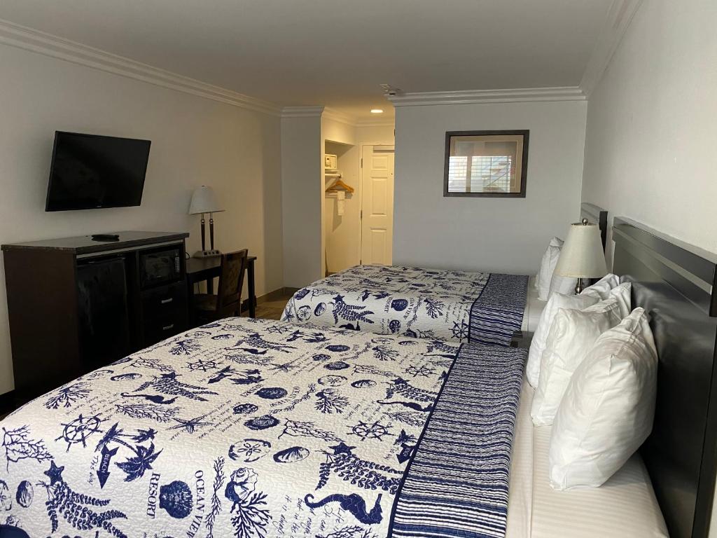 Ocean Surf Inn & Suites - Standaardkamer Met Twee Queensize Bedden