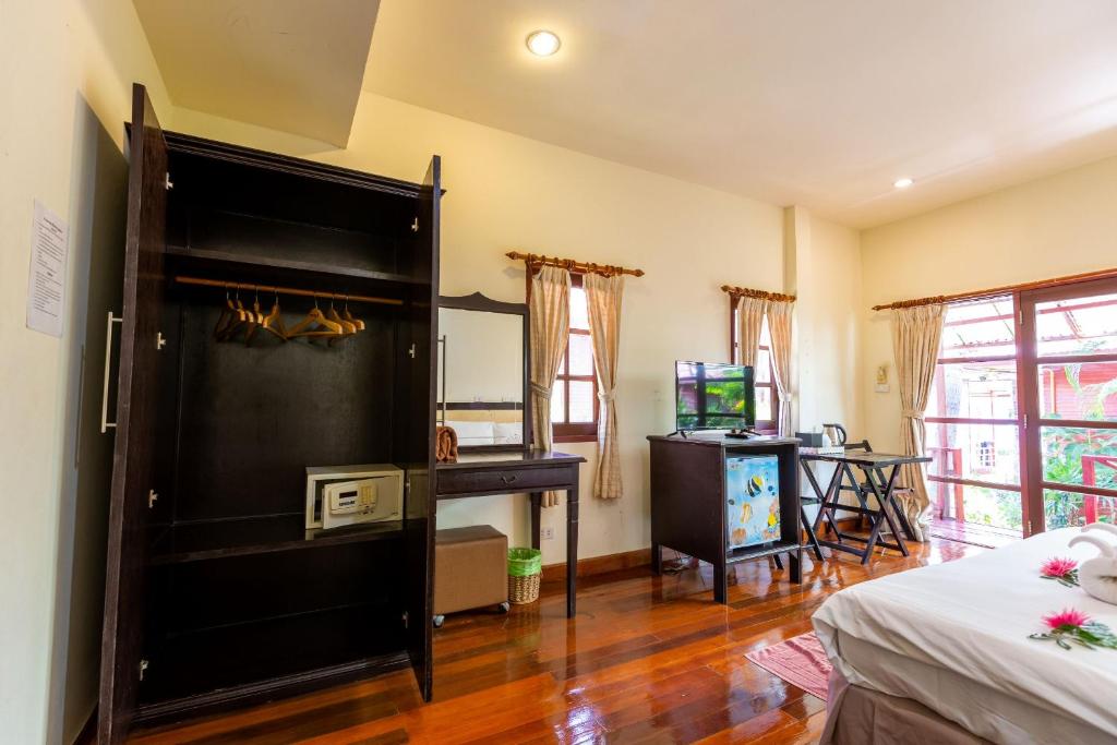 Chaweng Bliss Bungalow - 19