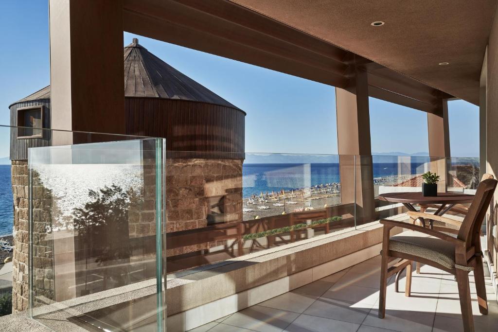 Bellevue On The Beach Suites - 7