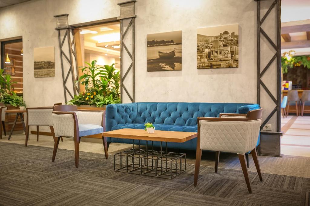 Posezení v ubytování Hotel Garni VIZURA Sport