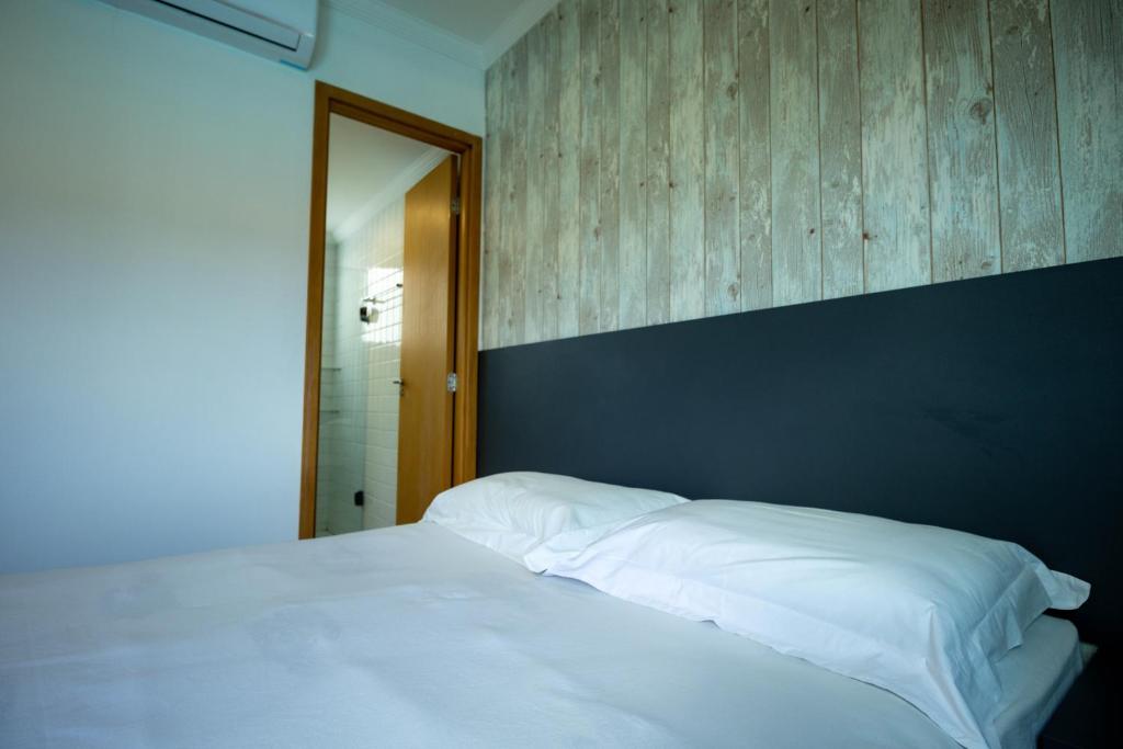  Apartamento 03 quartos mobilado Prox Porto de Galinhas