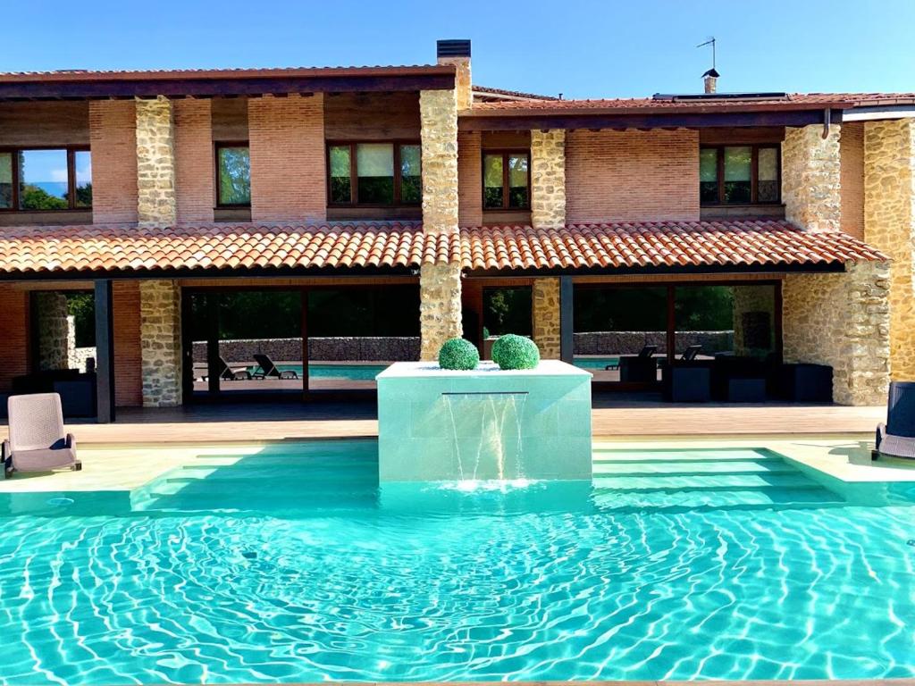 2 Apartamentos en villa con piscina privada en Asturias El ...
