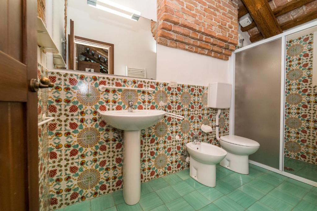 Agriturismo Tenuta Castel Venezze - Habitación Doble Con Baño Privado
