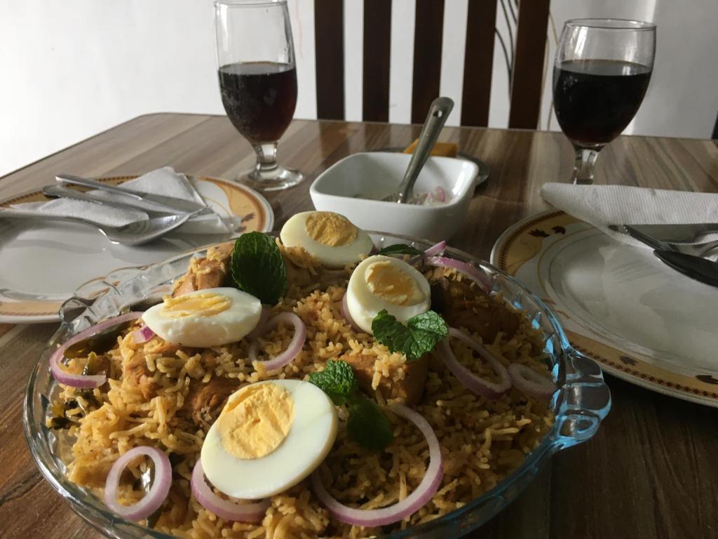 Golden King Guest - 10