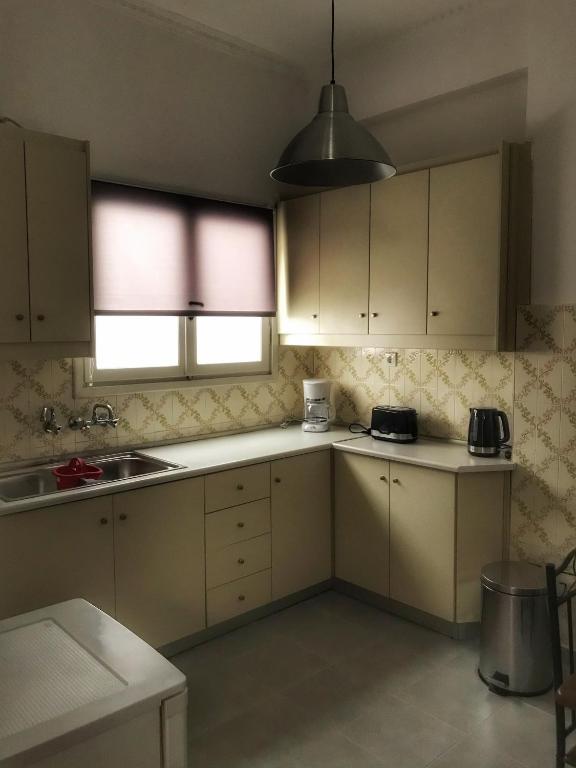 Midway Point Apts - 3