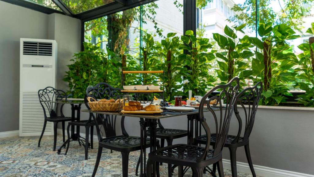 The Mori Club Hotel - 13