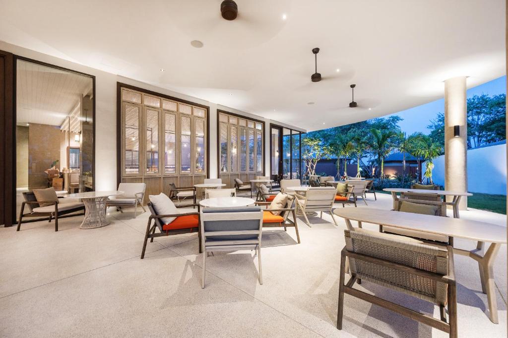 Posezení v ubytování VALA Hua Hin - Nu Chapter Hotels