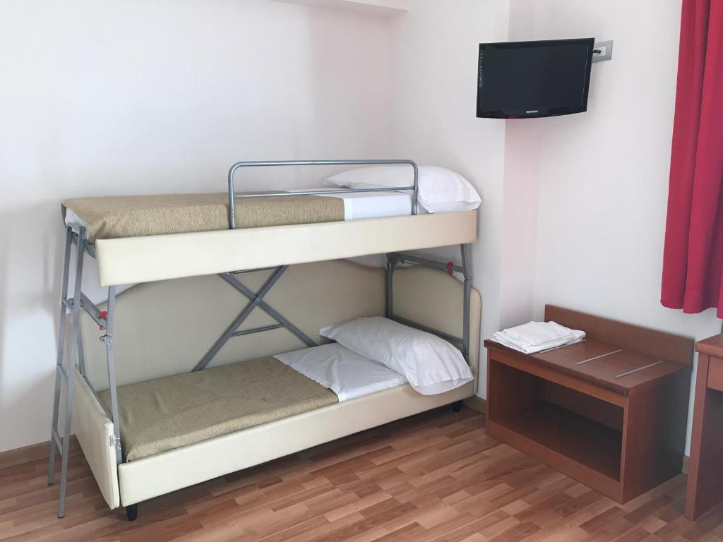 Hotel Donnini - Resim 12