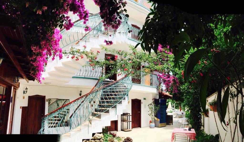 ipek hotel