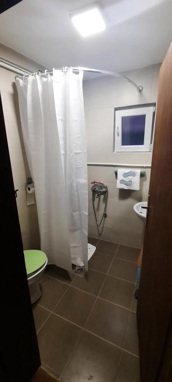 Koupelna v ubytování Apartman Domacinstvo La ViE na selu
