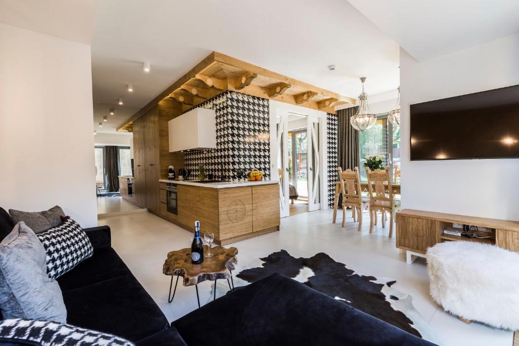 
One-Bedroom Apartment Black & White
