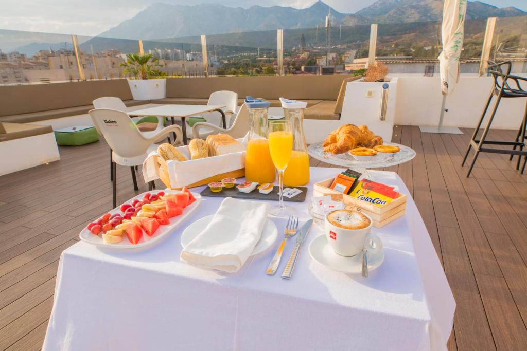 DAOS Suites & Terrace Marbella - Resim 27