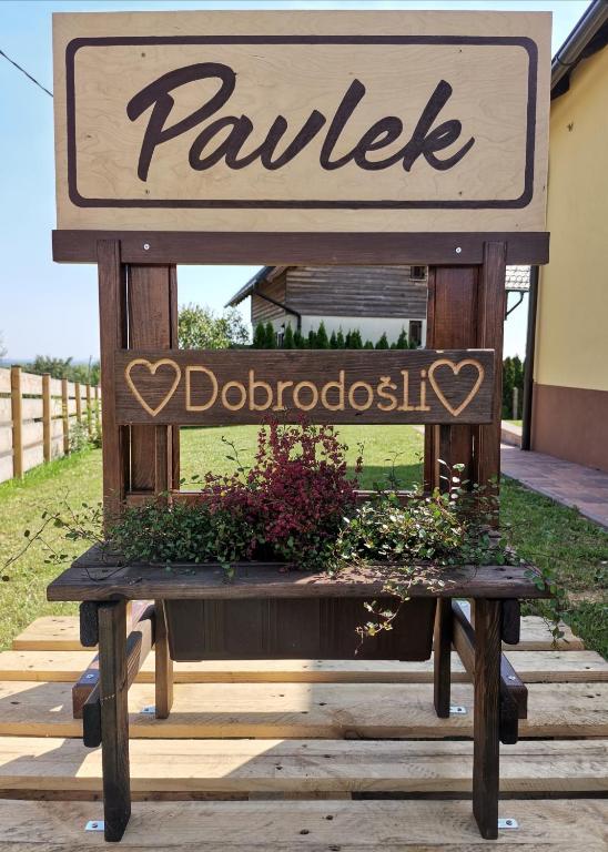 Certifikát, hodnocení, plakát nebo jiný dokument vystavený v ubytování Počitniška hiša Pavlek