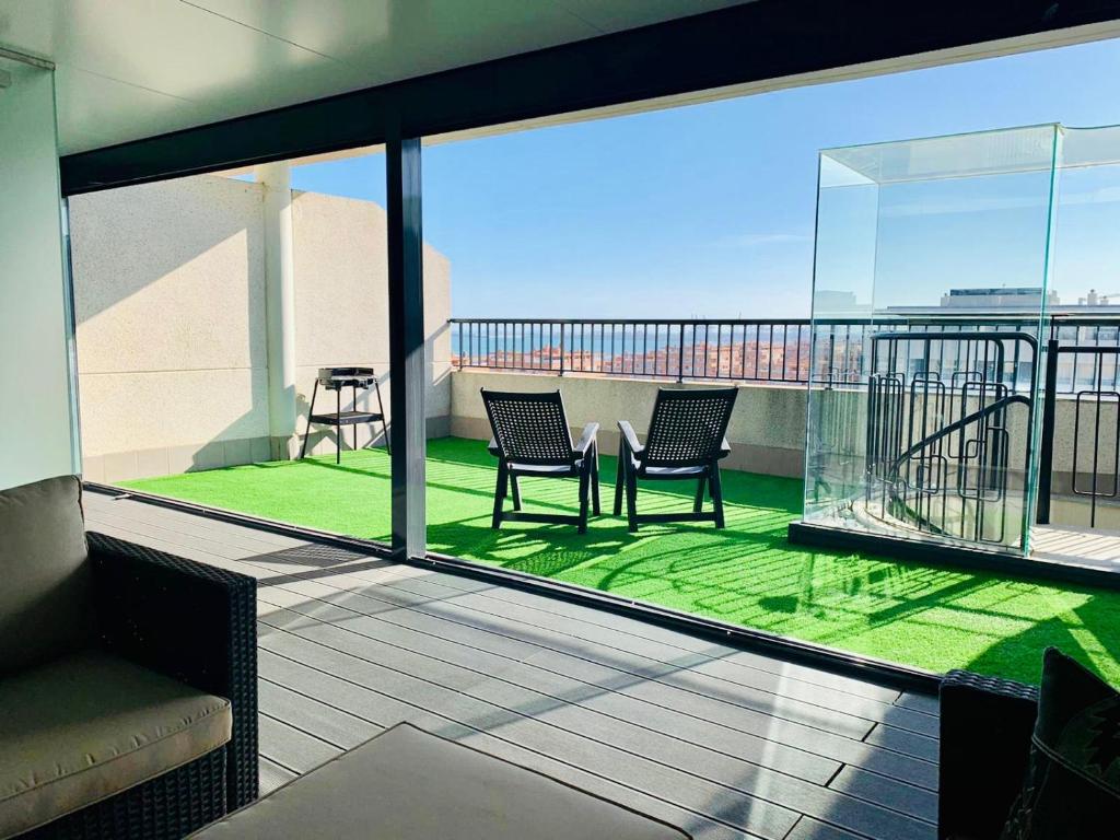 NON STRESS Ático Dúplex con vistas al MAR, Valencia – Updated ...