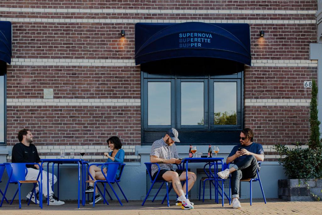 Supernova Hotel - Resim 33