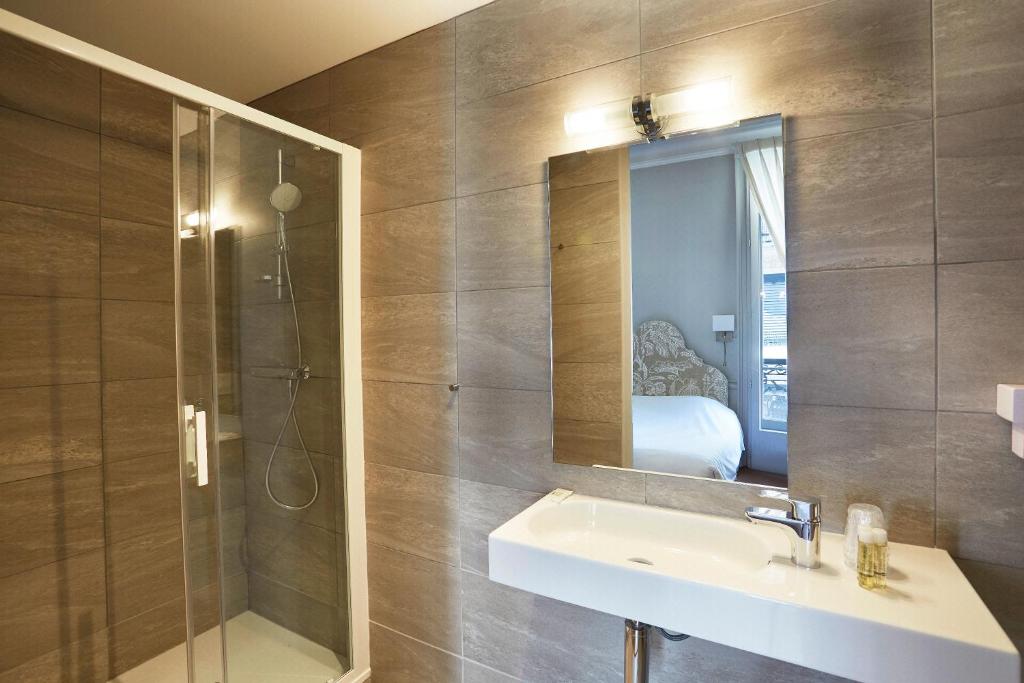 Koupelna v ubytování Hôtel Vaubecour - Centre Lyon Ainay - Perrache