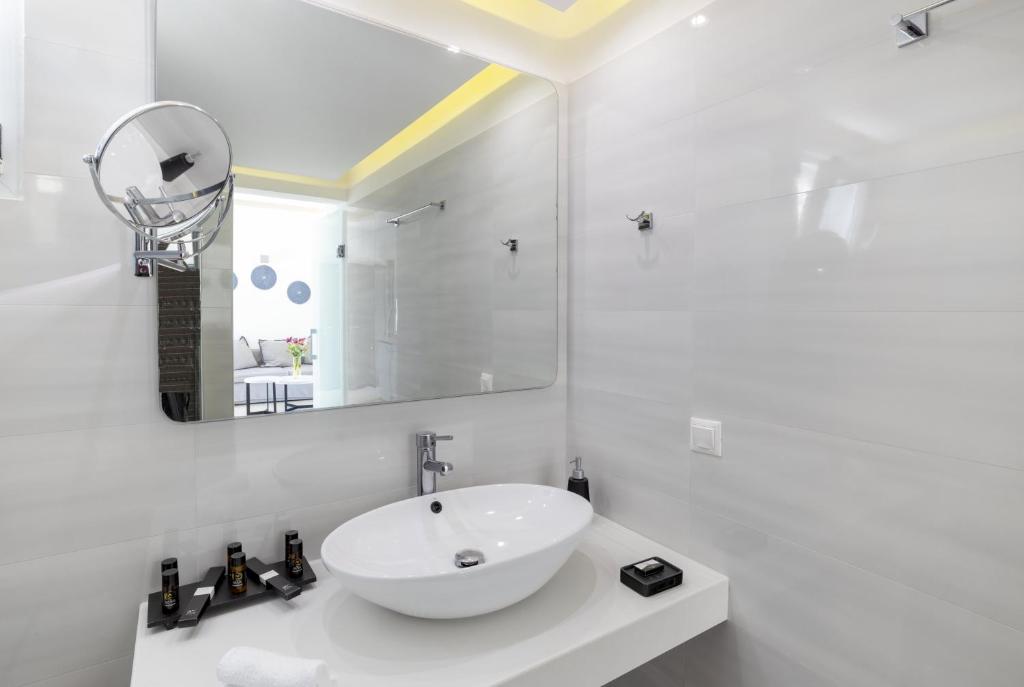 Tropicana Hotel , Suites & Villas Mykonos - 10