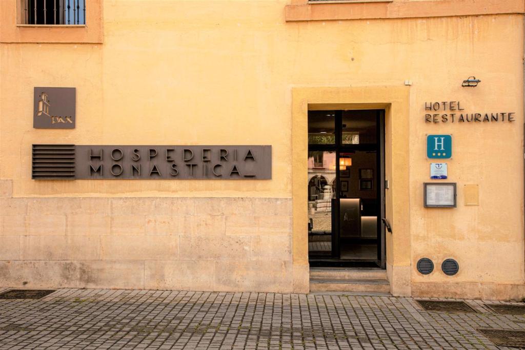 Hospedería Monástica Pax, León – Updated 2023 Prices