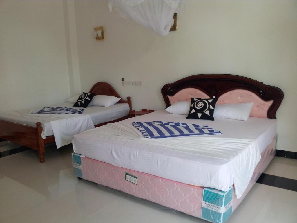 Peacock Reach Hotel - 12