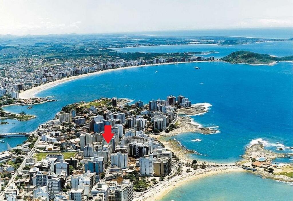  Apartamento bem localizado com Wi-Fi no Centro de Guarapari