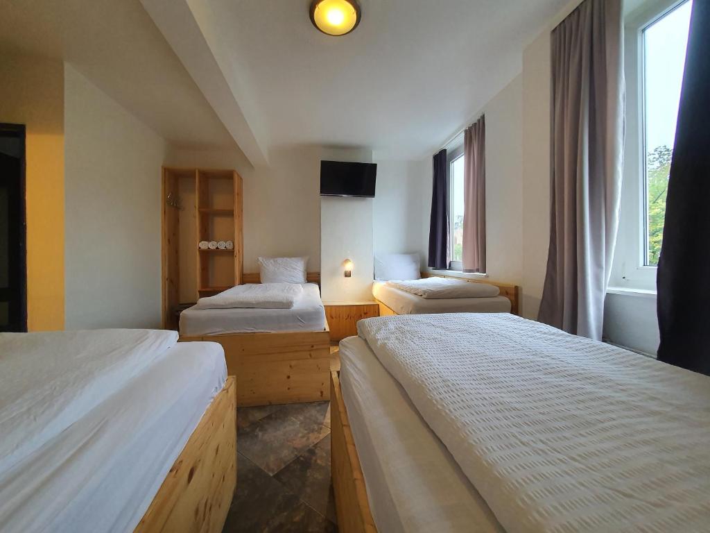 Ambiente by Next Inn - Quadruple Room With Private Bathroom
