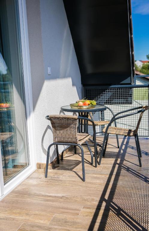 Balkon Apartmanház Panzió - Appartement De Luxe
