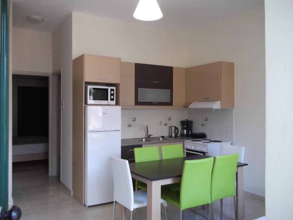 Kuchyňa alebo kuchynka v ubytovaní Kritamos Beach Apartments