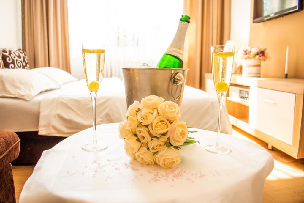 Ένα ή περισσότερα κρεβάτια σε δωμάτιο στο Apartman LUNI