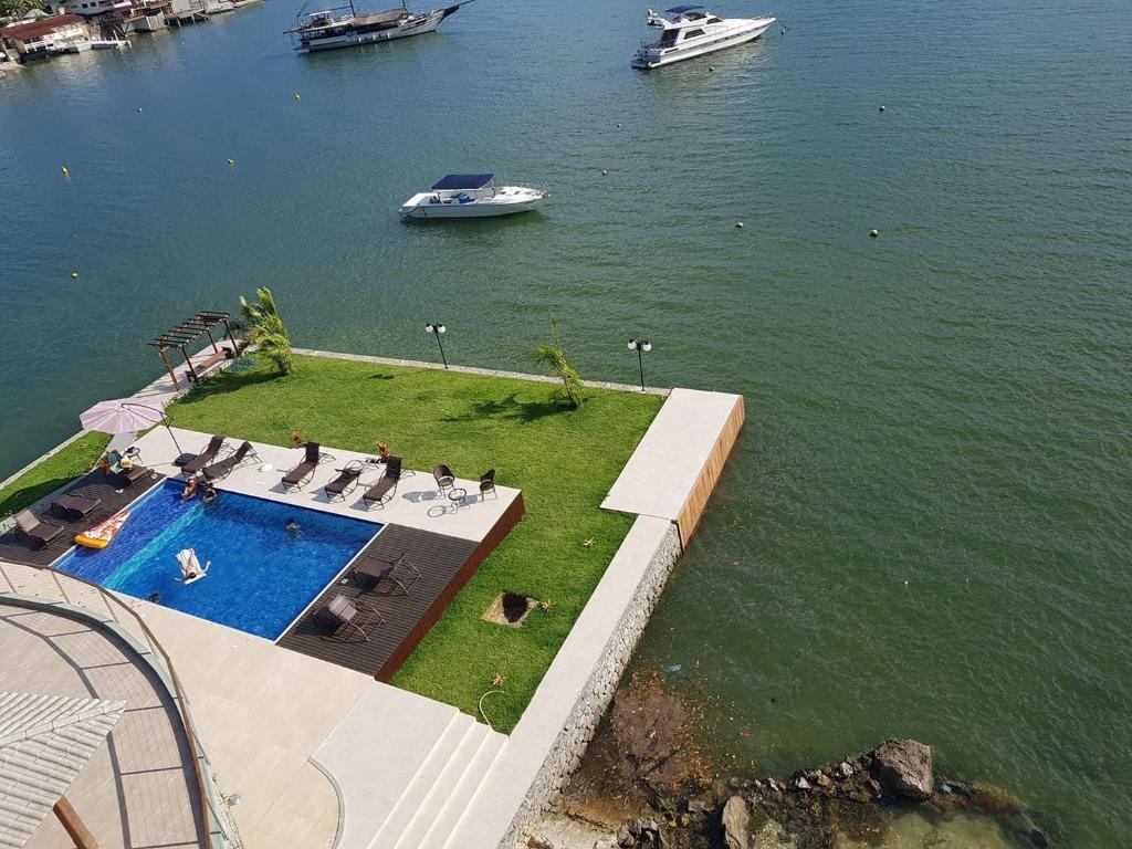  Cobertura Duplex Frente Mar