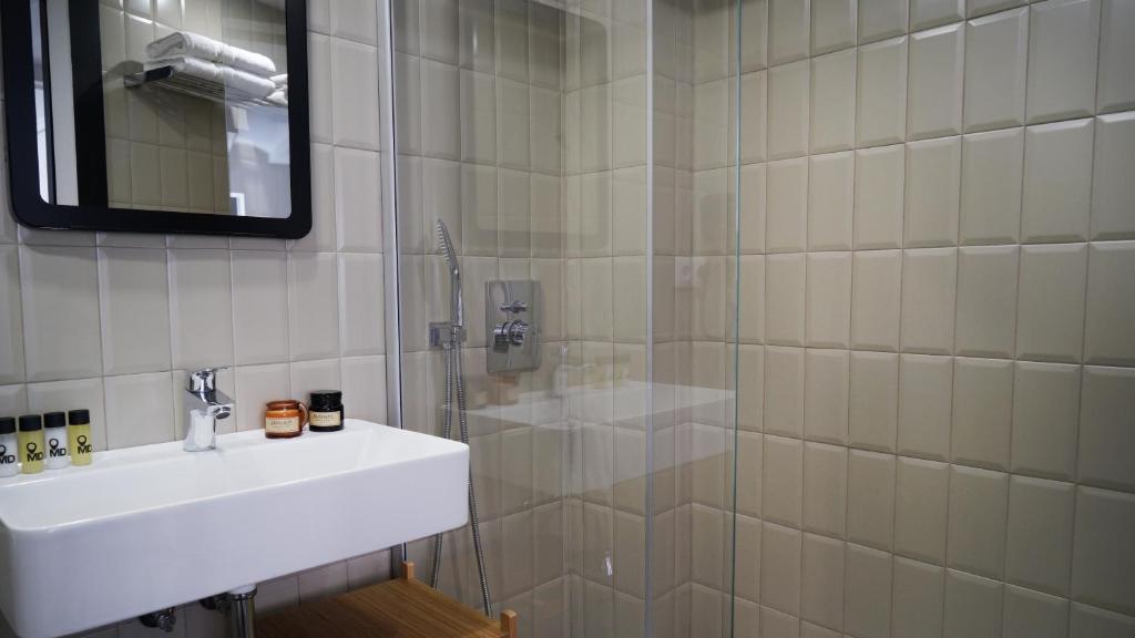 MD Design Hotel - Portal del Real - Resim 29