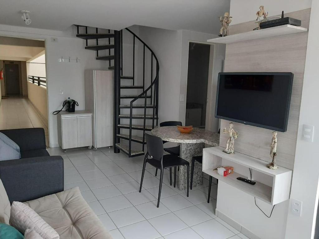  APARTAMENTO 2 QUARTOS DUPLEX TEMPORADA COM VISTA PARA O MAR(PRAIA PONTA VERDE)