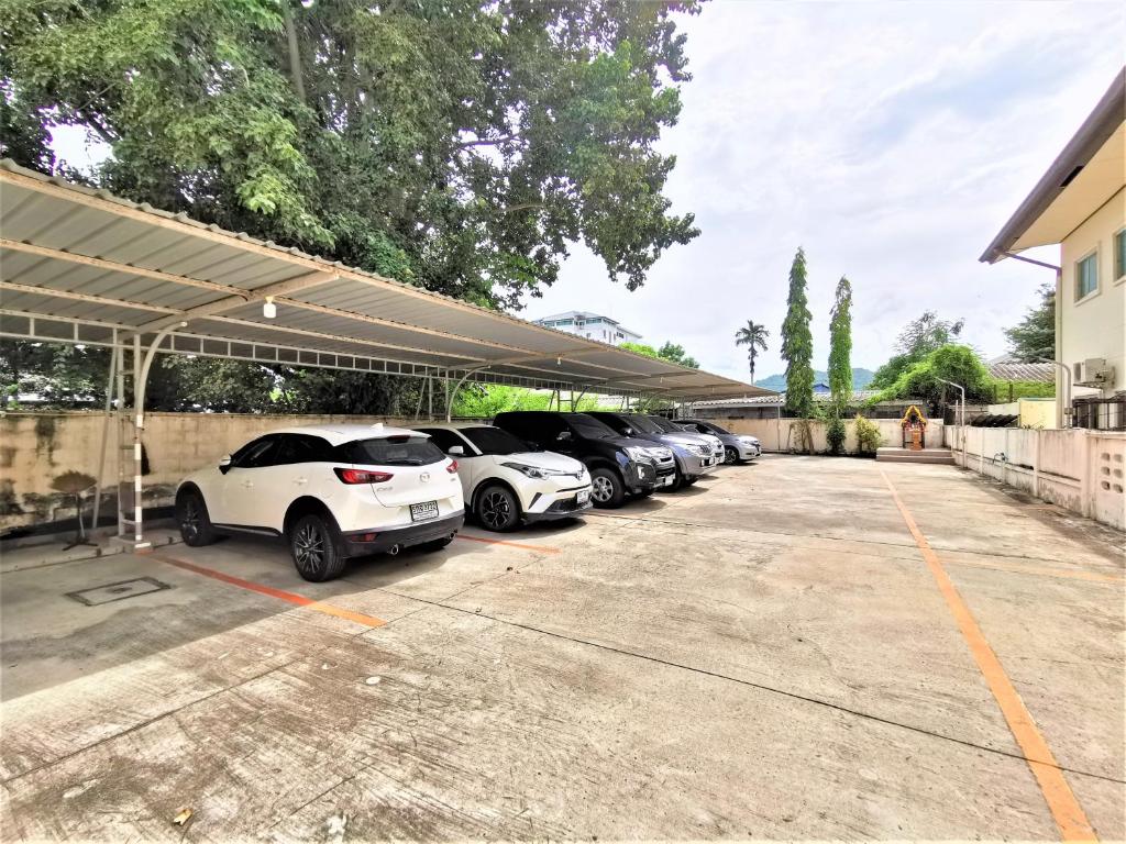 Fotografie z fotogalerie ubytování Hua Hin Irooms v destinaci Hua Hin
