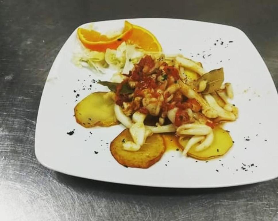 Jídlo v hotelu nebo okolí