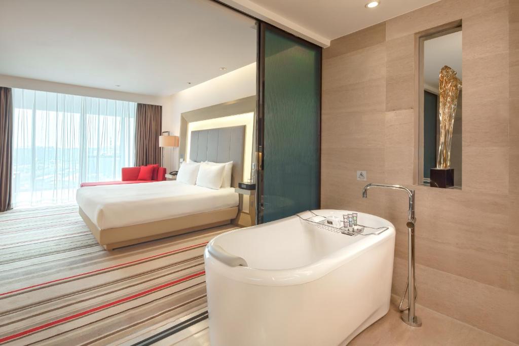 Novotel Nanjing East Suning - Suite Exécutive Avec Lit King.