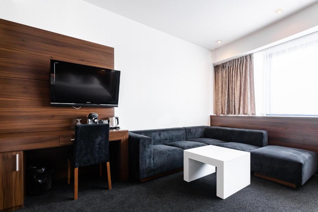 Tempus Club Garni Hotel - Resim 25