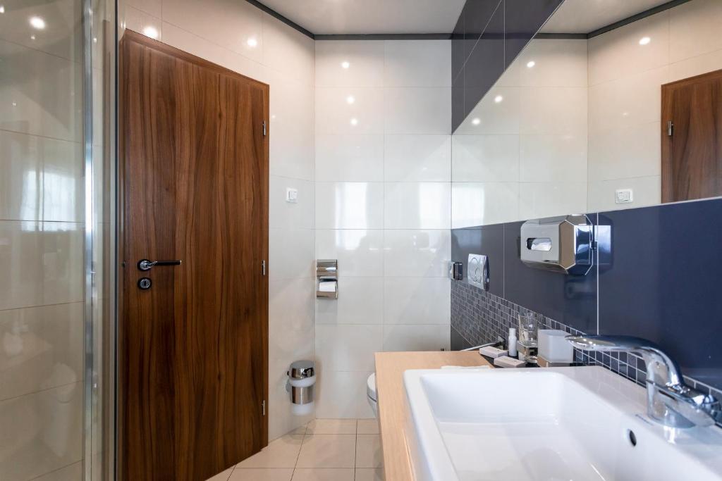 Tempus Club Garni Hotel - Resim 18