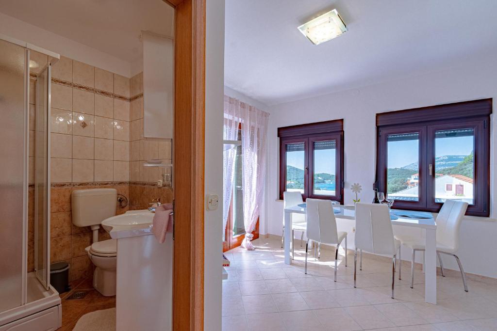 Koupelna v ubytování Villa Ana