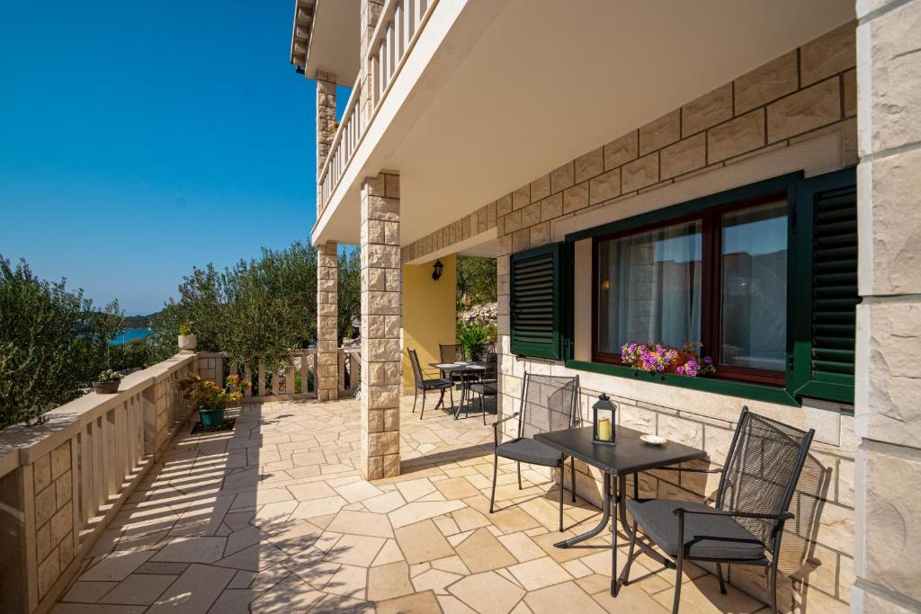 Balkón nebo terasa v ubytování Villa Ana
