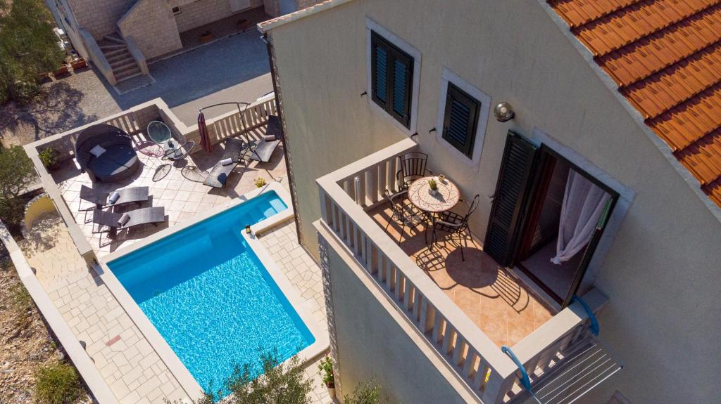 Bazén v ubytování Villa Ana nebo v jeho okolí