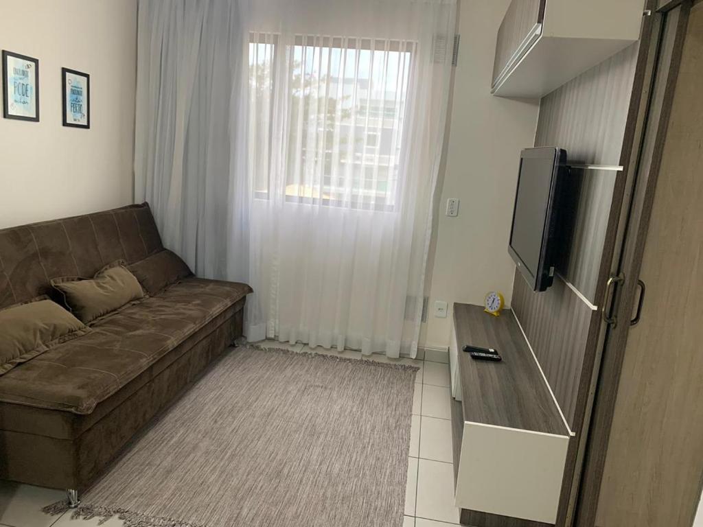  Apartamento a 70 Metros da Praia dos Ingleses-Florianópolis e 300 Metros do Centrinho dos Ingleses