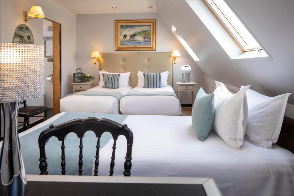 Hotel Plaza Elysées - Resim 21