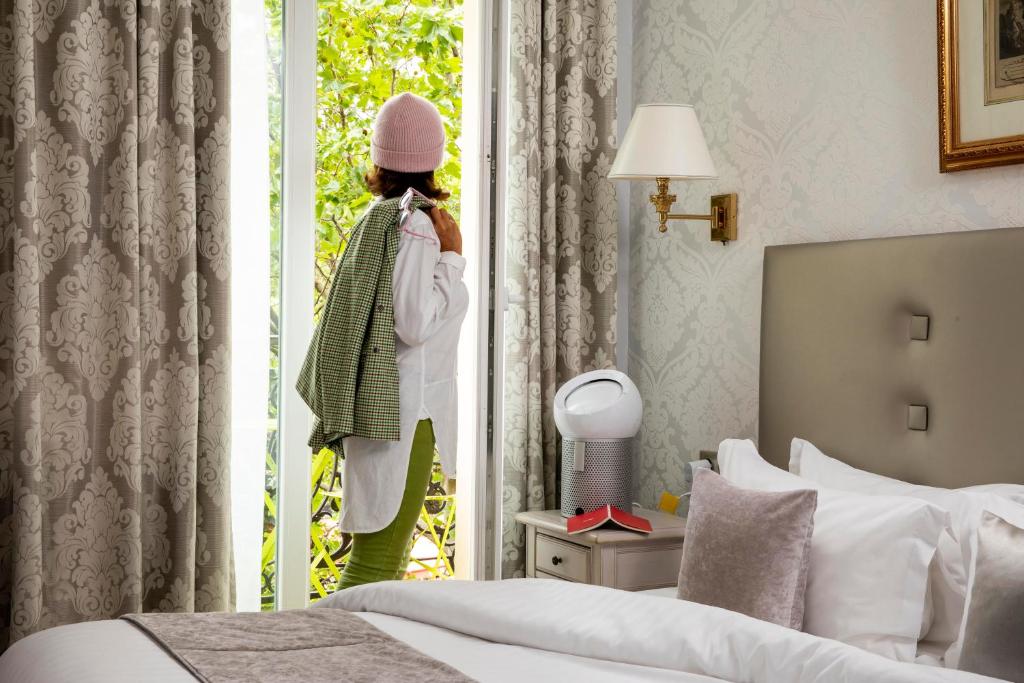 Hotel Plaza Elysées - Resim 29