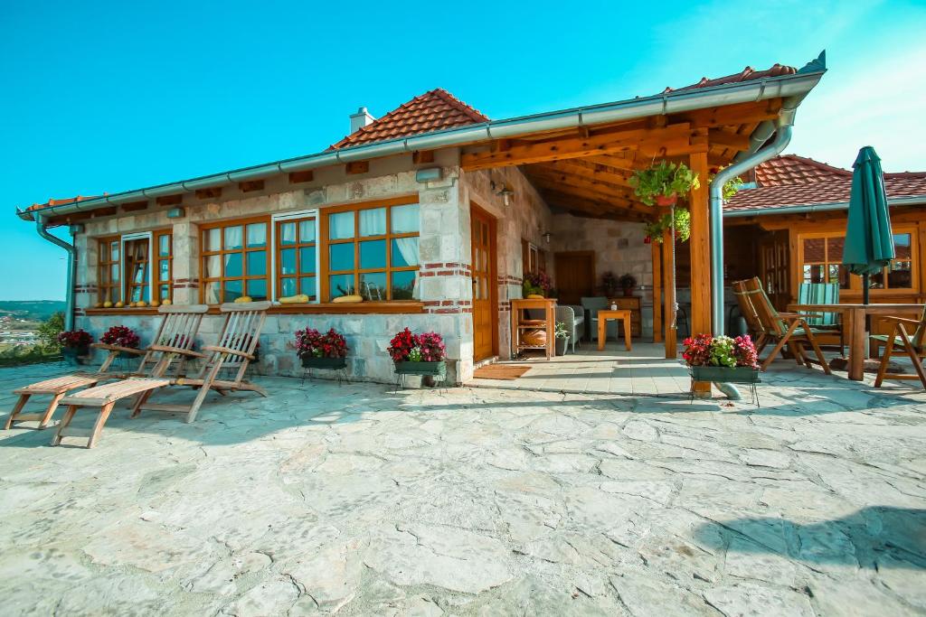 Budova, kde se vila nachází