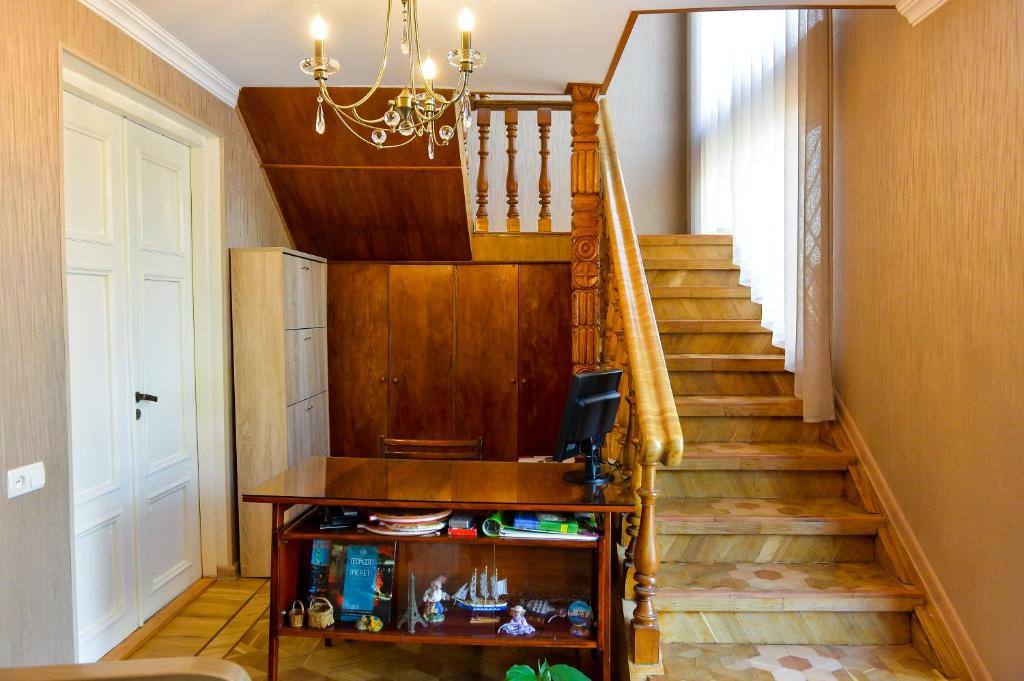 Fotografie z fotogalerie ubytování Gold Guest House v destinaci Kutaisi